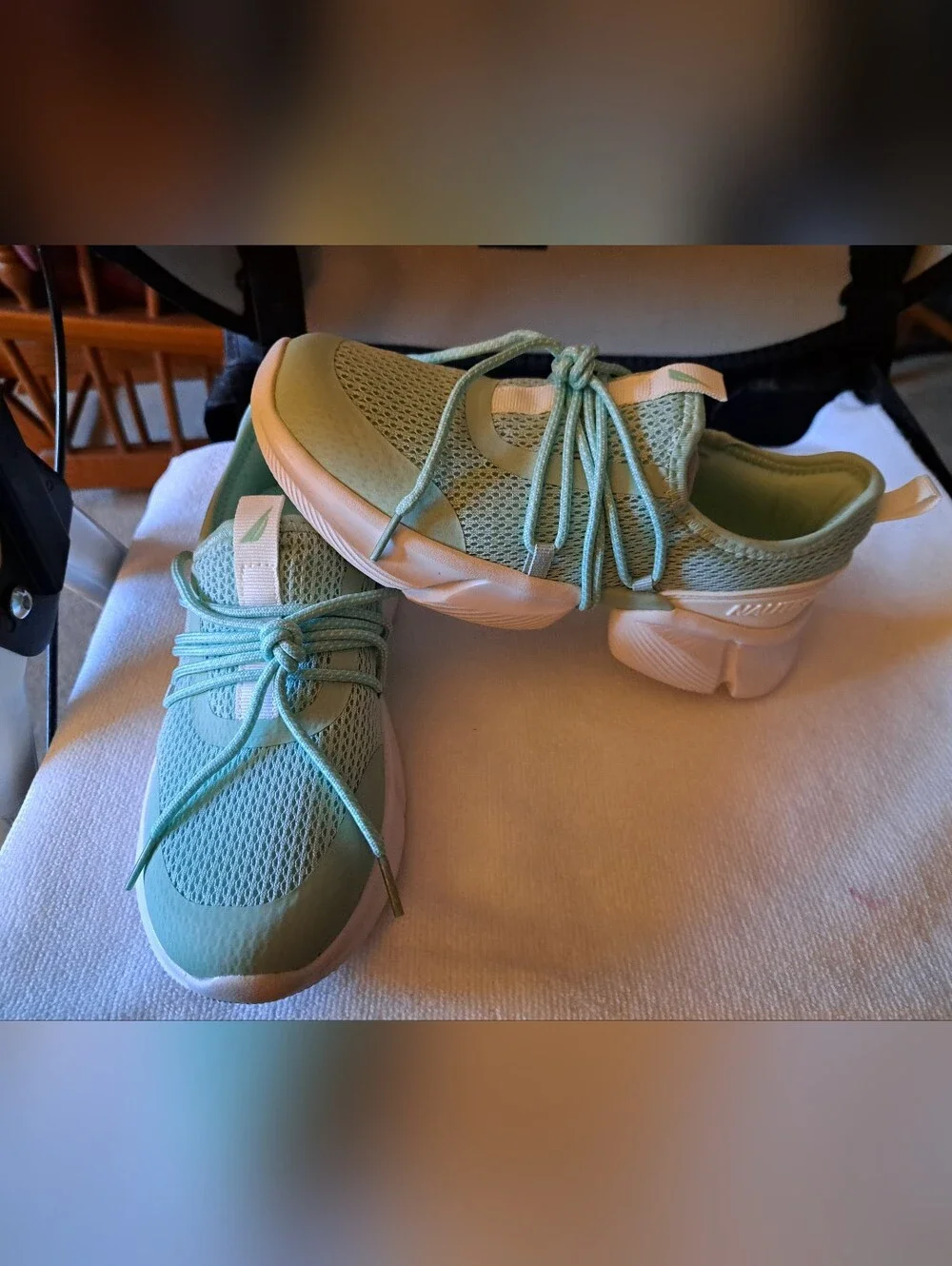 NAUTICA women's SNEAKERS style Is eriko BRAND NEW (no box) mesh uppers SIZE 6